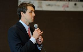 Beto O'Rourke speaks to attendees at a forum in El Paso, Texas - February 22, 2012 (Photo: Beto For Congress)