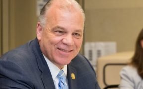 New Jersey Senate President Steve Sweeney opposes a “millionaires tax” and has been instrumental in stalling legislation to legalize marijuana. But sure, the state doesn’t have enough money and needs to raid public workers’ pensions. (Photo Credit: Lbiswim/Wikipedia/CC BY-SA 4.0)