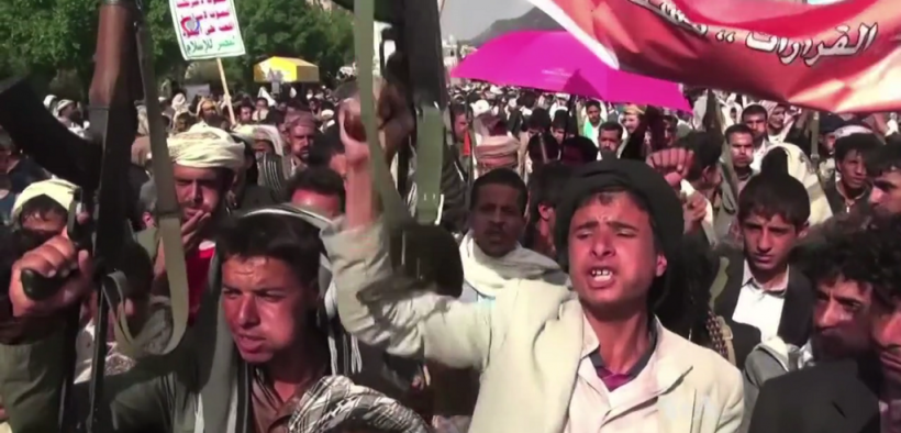 Houthis protest against airstrikes by the Saudi-led coalition on Sana'a in September 2015.