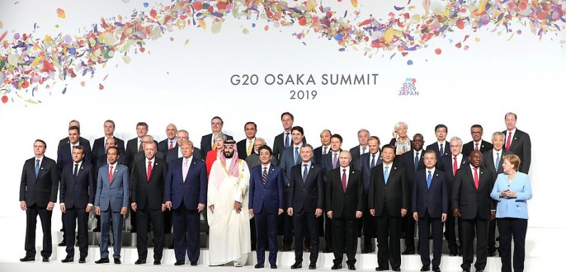 Joint photo session of the heads of delegations from the G20, invited guest countries and international organisations.