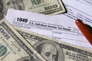 US tax return and money