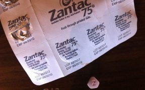 Zantac Pill and Pill Pack