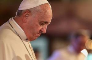 His Holiness Pope Francis delivers his message during the General Audience of senior Government Officials and members of the Diplomatic Corps at the Rizal Hall of the Malacañan Palace for the State Visit and Apostolic Journey to the Republic of the Philippines on January 16, 2015.